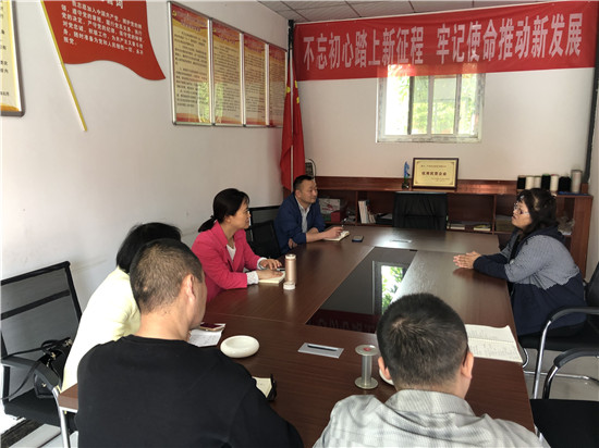 雅安市人才交流中心走访企业破解用工难题