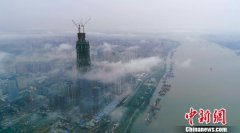 探访武汉第一高楼：中国超高层建筑背后的科技