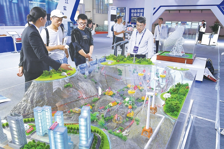 【长三角 共筑强劲活跃增长极】近距离感受科技