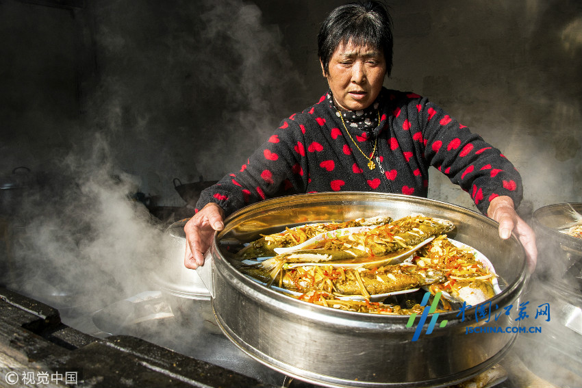 溧水石臼湖捕捞节开幕 各色湖鲜美味吸引大批游