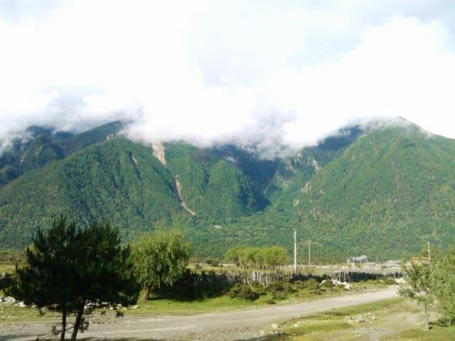 川藏线旅途,从林芝前往拉萨,坐车前往拉萨,