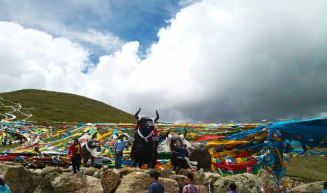 川藏线旅途,从林芝前往拉萨,坐车前往拉萨,