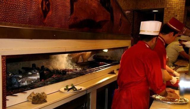 这国的美食有什么特点,竟然和中国美食一样被