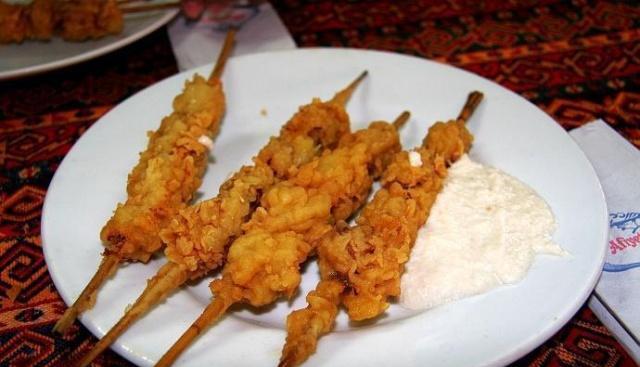 这国的美食有什么特点,竟然和中国美食一样被