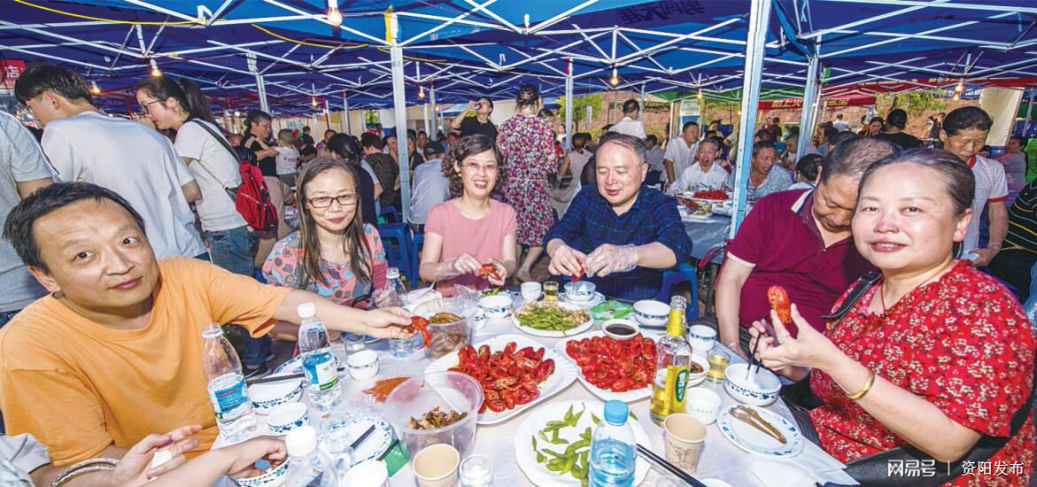 好巴适!第三届中和小龙虾美食节开幕了