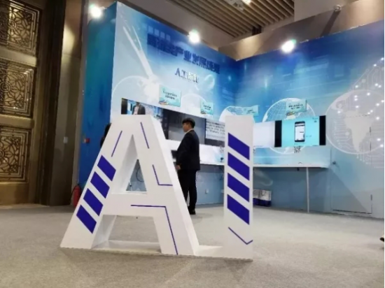 云图片