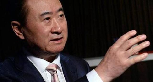 王健林直言：在家最怕的人是王思聪，原因有点