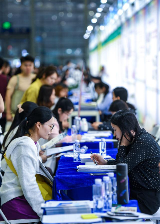 小熊电器加强人才建设，赴深参加中国国际人才