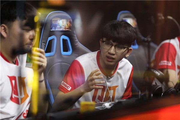 《穿越火线：枪战王者》CFMLS4总决赛图集 不一样的情久大战奇迹