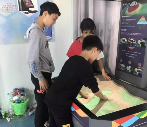 走近科技 走近梦想