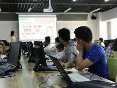 拼多多与中国农业大学签署战略协议 年内将培养