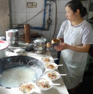 夹江美食鲜 小城烟火浓