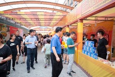 新疆美食风情嘉年华开幕，艺茂国际仓食运街再成网红地！