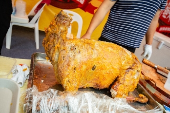 新疆美食风情嘉年华开幕，艺茂国际仓食运街再成网红地！