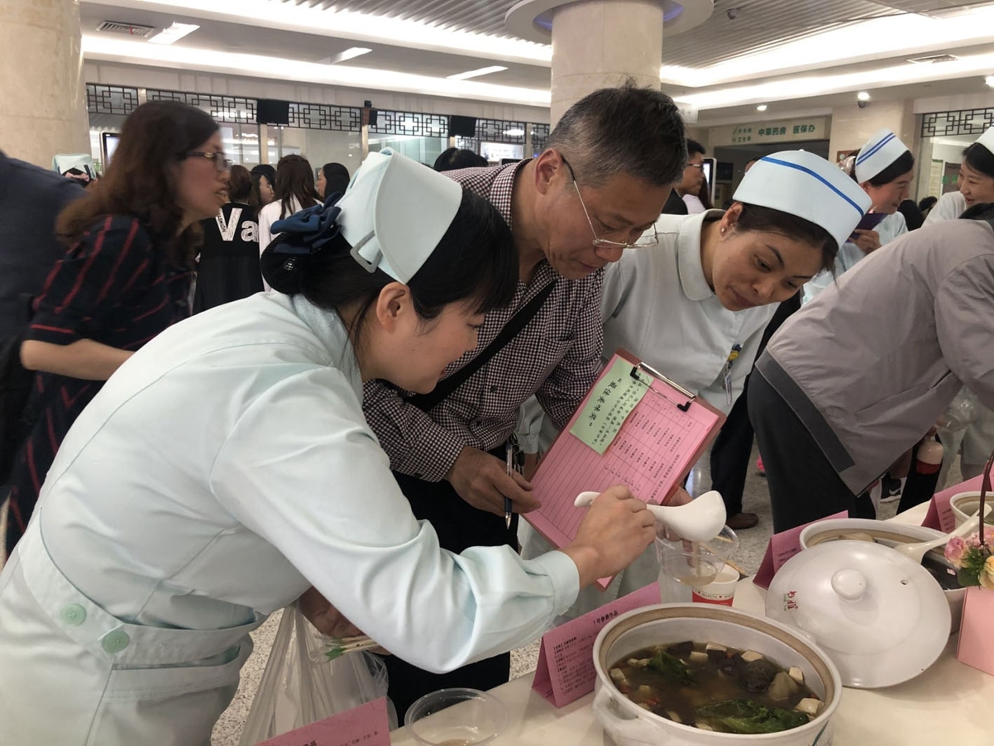 中医养生药膳展示活动 健康又美味养生药膳受捧