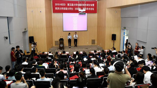 英孚教育海外游学留学助力国际化复合型人才培养