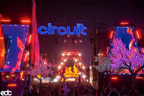 奇迹舞台、绚烂焰火、顶级艺人，EDC雏菊音乐嘉年华绽放珠三角