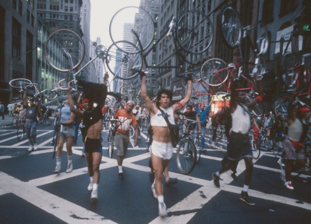 自行车曾是女性解放的重要途径｜世界自行车日