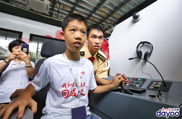 小记者出更，探访有轨电车不为人知的科技