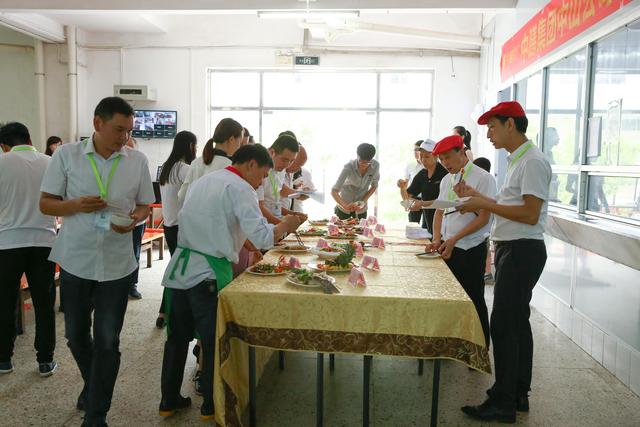 中膳中山公司厨师烹饪大赛，让你见识团餐大厨