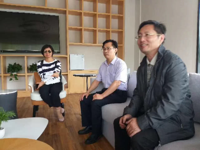 大邑县科学技术协会开展“全国科技工作者日”