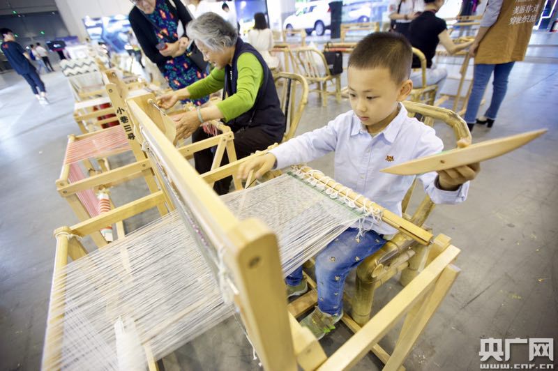 在人文和科技的十字路口 未来生活节再次升级