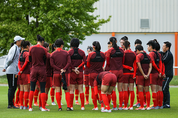 德国女足历史战绩碾压中国队，姑娘们这次能创造“奇迹”吗