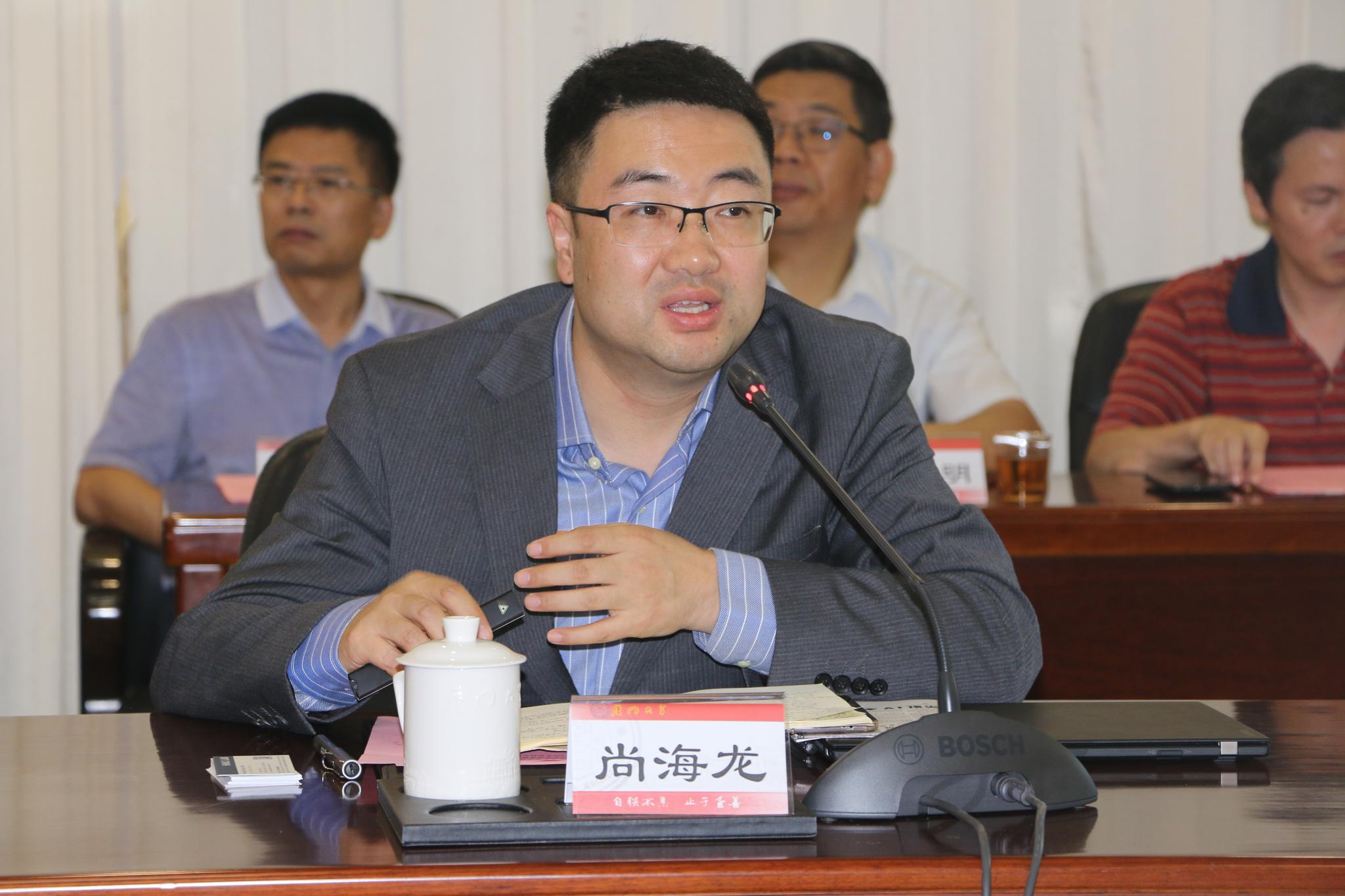 商汤科技、科大讯飞一行来访我校