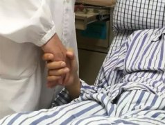 杭州35岁老板玩卡丁车心跳没了！朋友猛按胸口压断12根肋骨，停跳1小时后奇迹