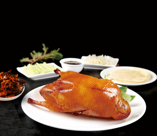 中国美食文化生生不息，刘福记北京烤鸭源远流长世代相传