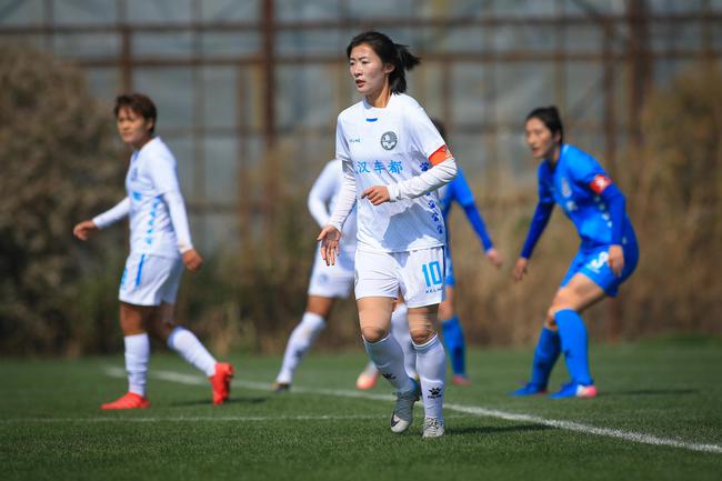 中国女足迎世界杯关键战役 期待姑娘们印证奇迹