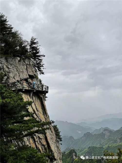 斜风细雨登尧山 见证属于自己的奇迹