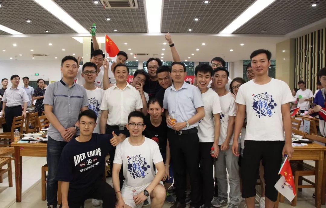 13913!华中科技大学"一生就一生"定制毕业餐...