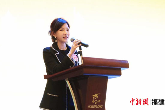 晋江国际人才交流协会会长李丽金致辞。
