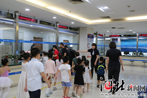 河北省人才交流服务中心举办六一儿童节主题开放日亲子活动