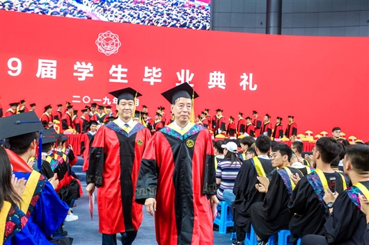 掌视科技：西安电子科技大学举行2019届学生毕业典礼暨学位
