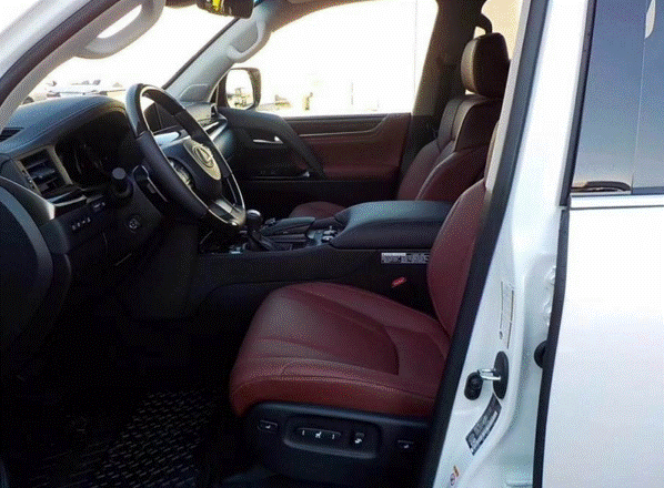 19款雷克萨斯570实拍 造型犀利更具科技感