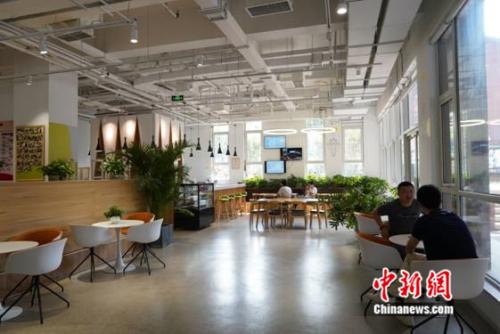 天津滨海-中关村科技园：超千家企业入驻 90后创客添活力