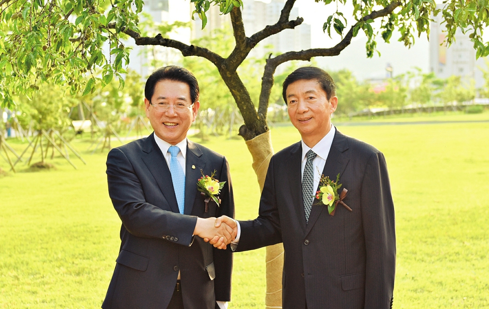 拓展对韩经贸人文交流合作 推动省道友好关系迈