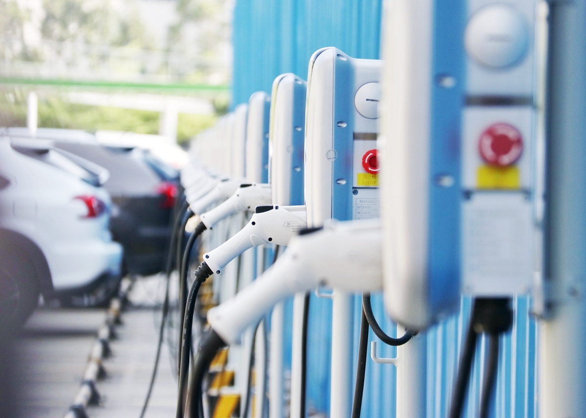 杭可科技公布发行价，遭遇新能源车“成长烦恼