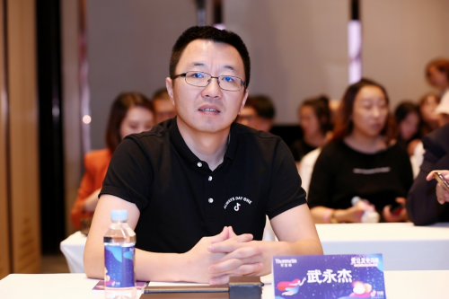 梵蜜琳美妆营销新玩法，携手抖音开启商业化竖