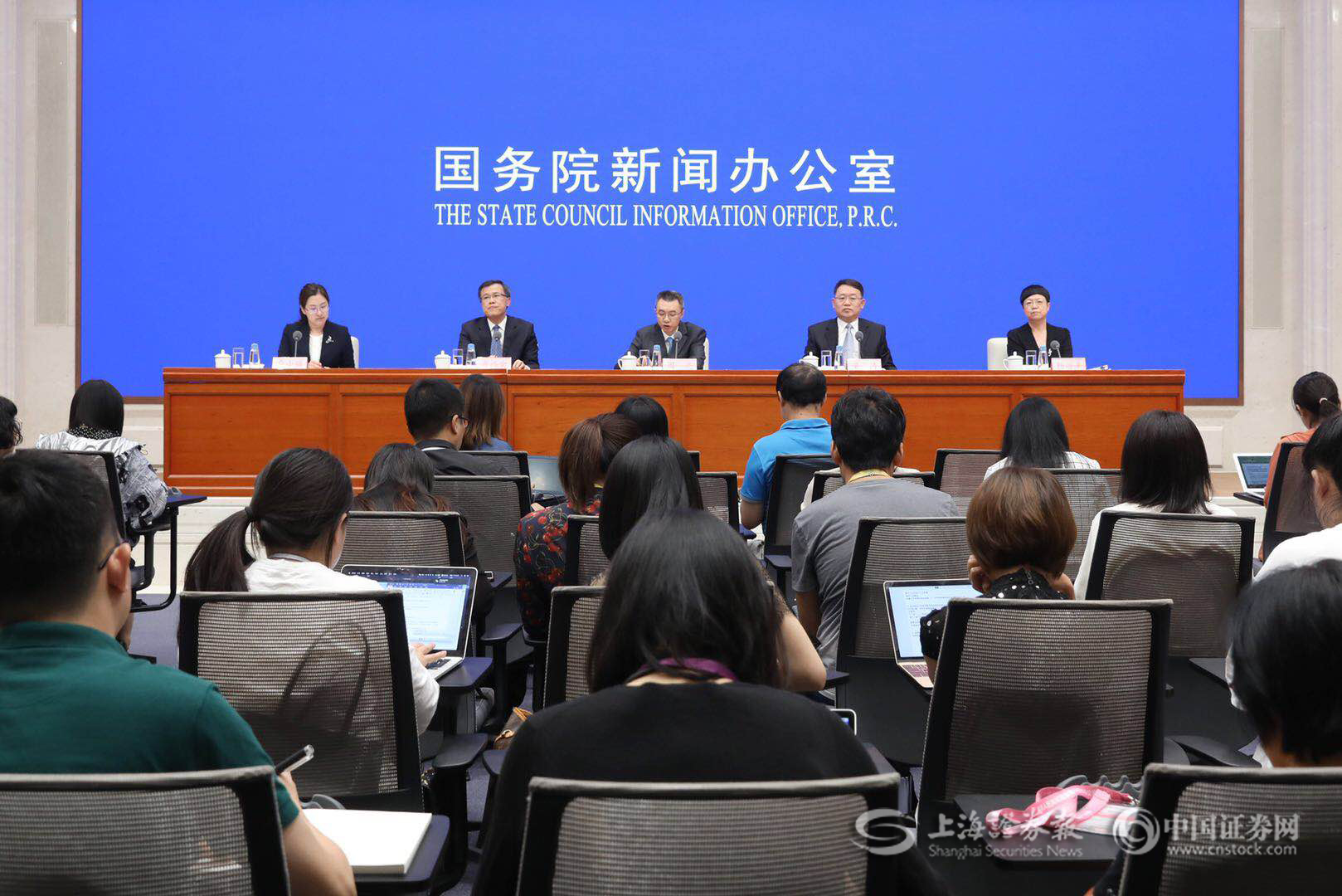 银保监会回应热点：支持险资投资科创板，研究