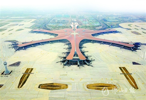 新世界七大奇迹之首：北京大兴国际机场建好了