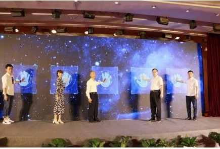 蛋壳公寓联合人民在线、微博等发布《2019大学毕