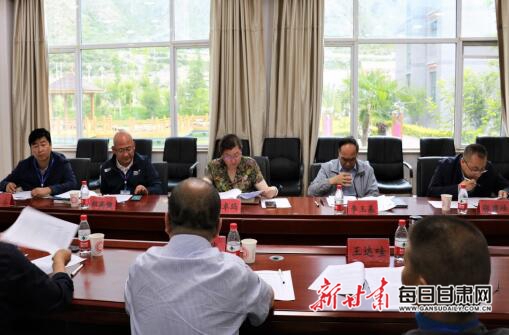 甘肃民族师范学院参加汉藏双语法律人才培养与司法实践研讨会