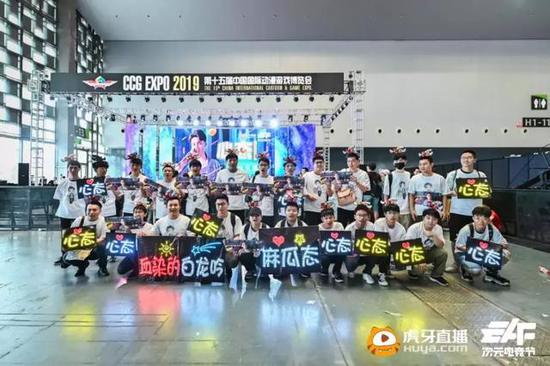 直播平台的下一个转折点：电竞+次元?