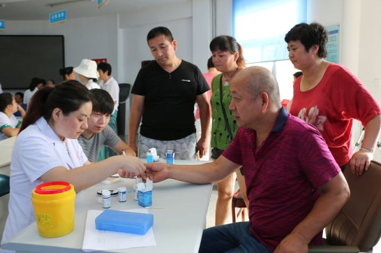 “格格健康”举办关爱过敏性疾病患者大型义诊