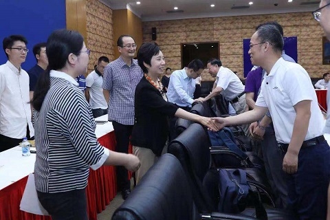 立足长远加强干部人才队伍 复旦大学举行挂职工作座谈会