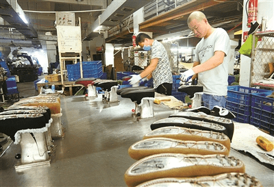 牛！慈溪这个镇一年销售的拖鞋可绕地球四圈半