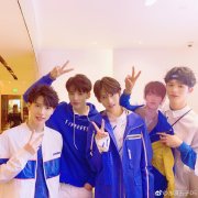 一个由粉丝亲手推出的男团，他们的诞生也是奇